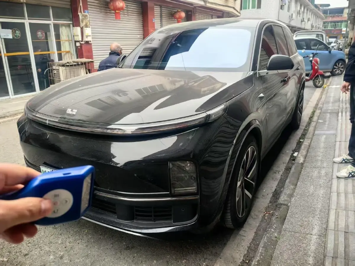 2023 Li L9 Range Extended 154HP REEV 42.6KWH