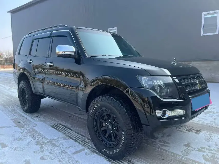 2017 Land Rover Range Rover Evoque 2.0T 241HP L4 9AT,autocango,china used car exporter,china ev exporter,chinese used car exporter,chinese used ev exporter