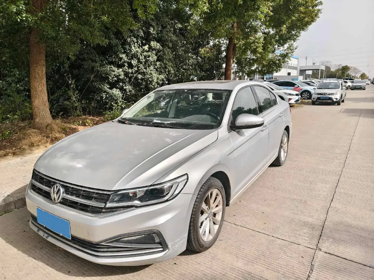 2020 Volkswagen Bora 1.5L 113HP L4 6AT