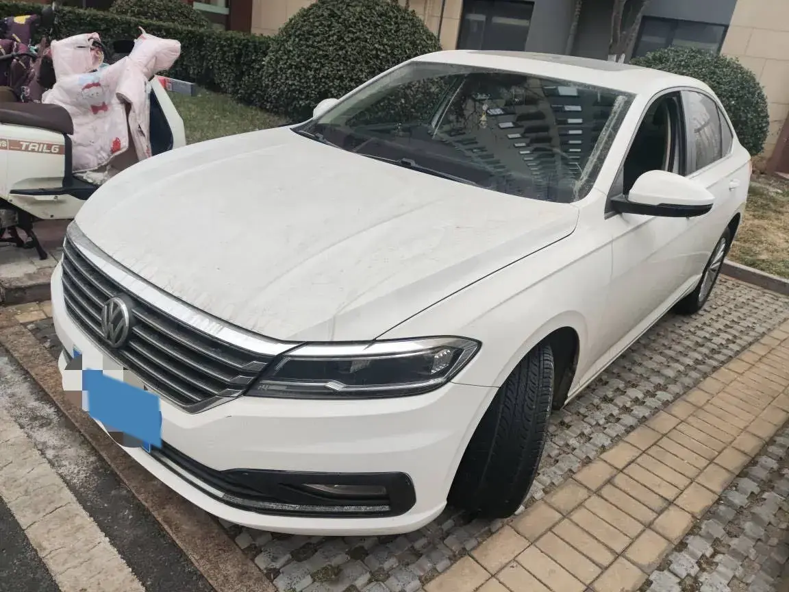 2019 Volkswagen Sagitar 1.2T 116HP L4 7DCT