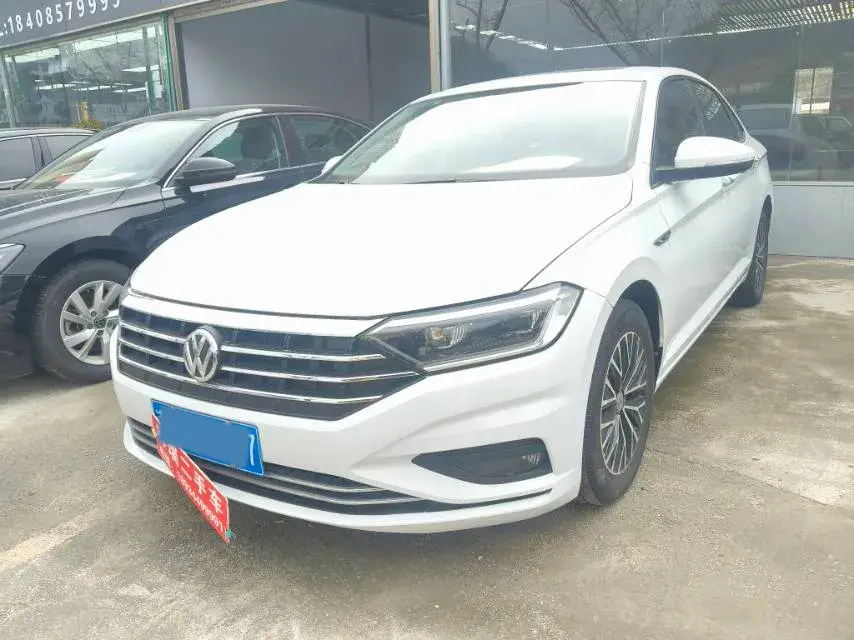 2021 Volkswagen Sagitar 1.2T 116HP L4 7DCT
