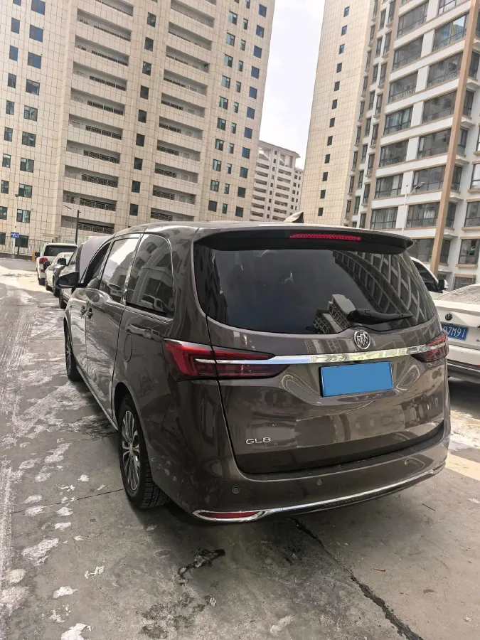 2023 Buick GL8 2.0T 237HP L4 9AT,autocango,china used car exporter,china ev exporter,chinese used car exporter,chinese used ev exporter