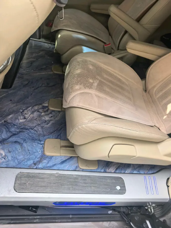 2023 Buick GL8 2.0T 237HP L4 9AT,autocango,china used car exporter,china ev exporter,chinese used car exporter,chinese used ev exporter