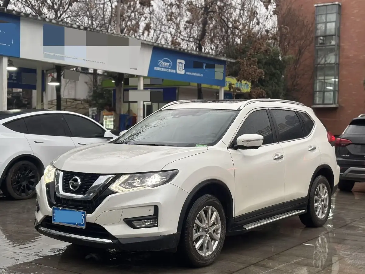 2023 Nissan X-Trail 2.0L 151HP L4 CVT