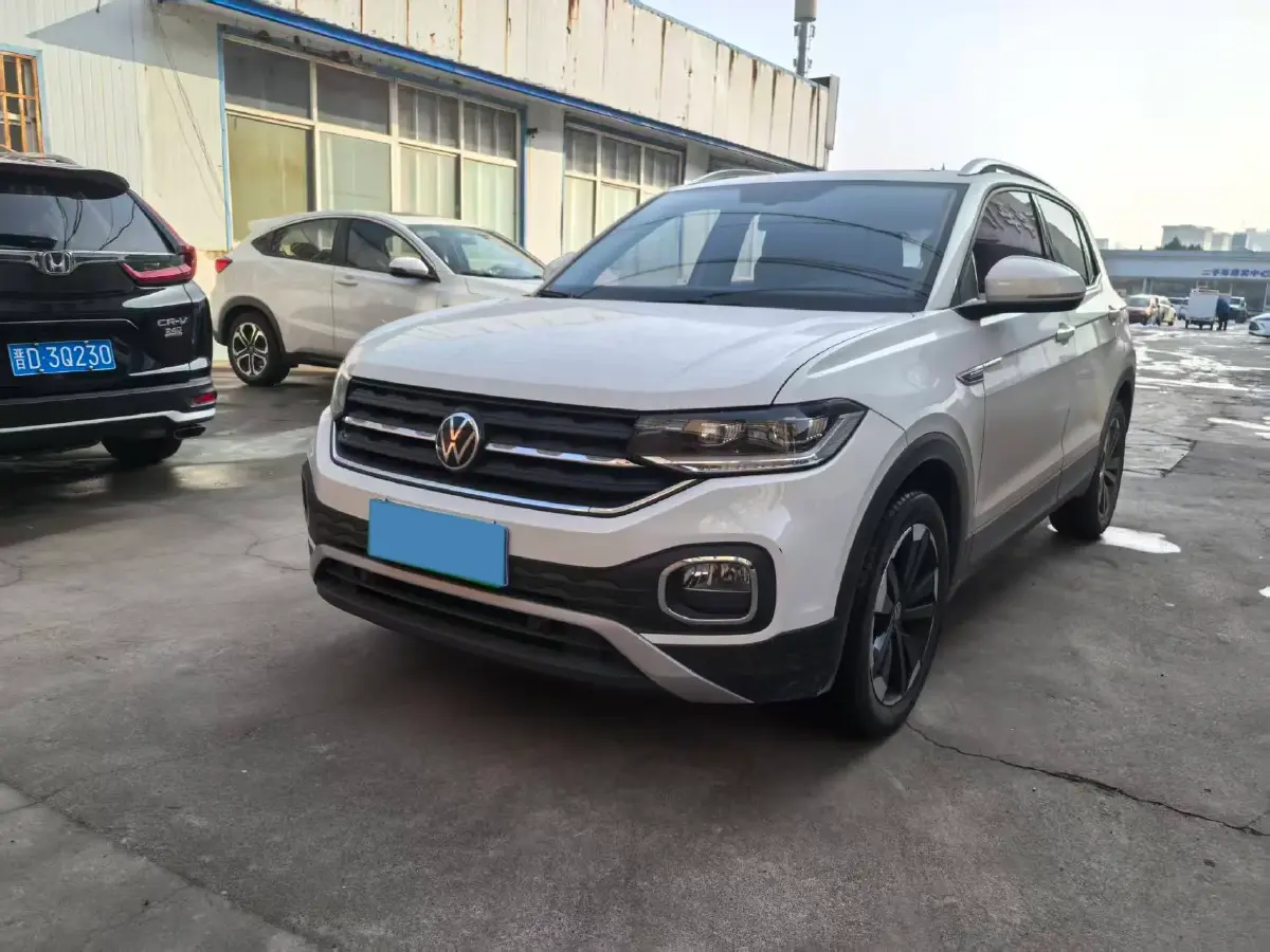 2021 Volkswagen Tacqua 1.5L 113HP L4 6AT