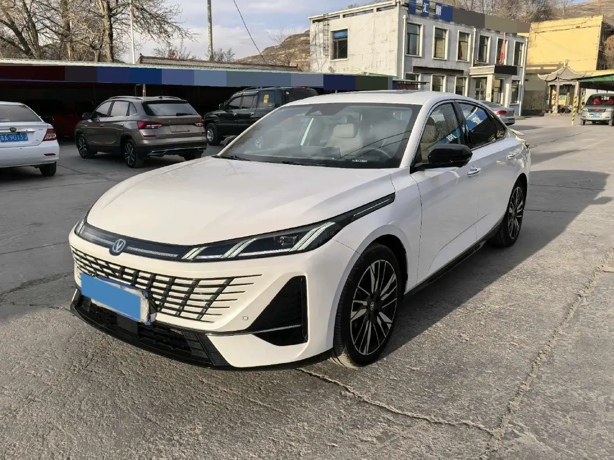 2026 ChangAn Eado 1.5T 192HP L4 7DCT