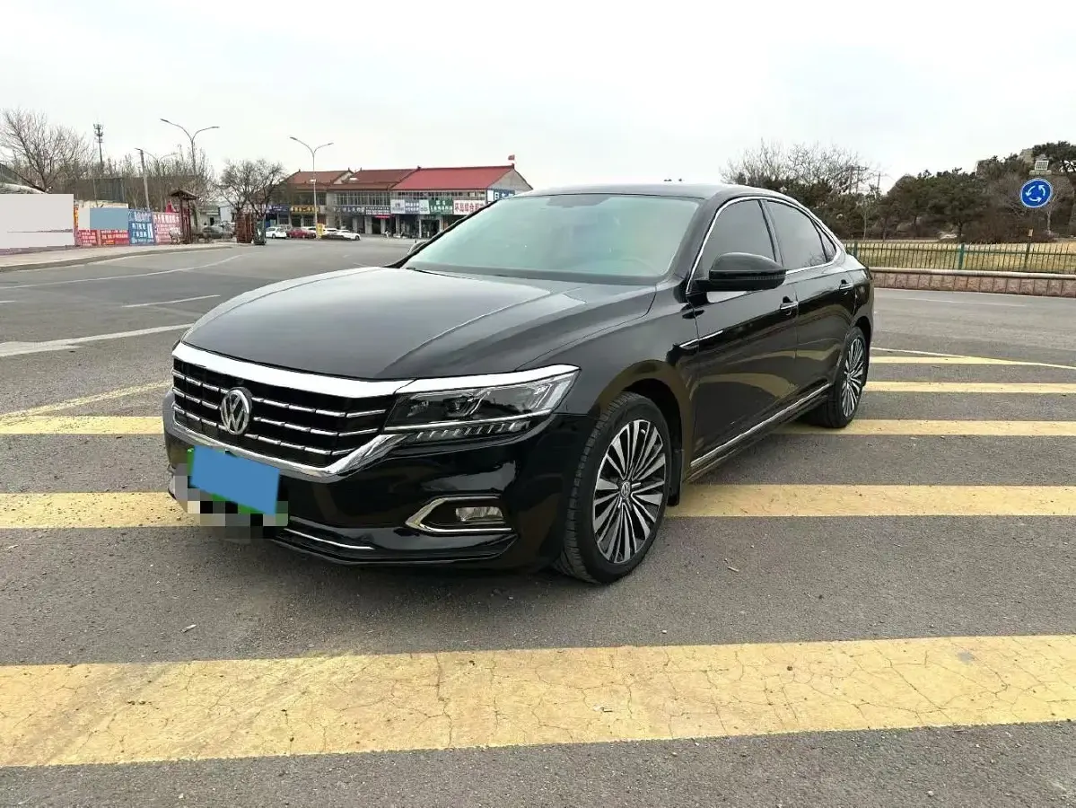 2021 Volkswagen Passat 2.0T 186HP L4 7DCT