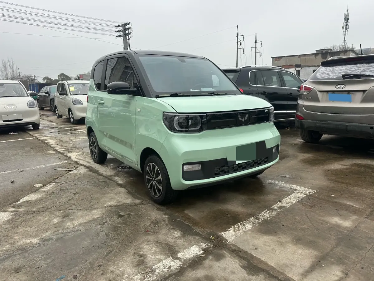 2021 WuLing HongGuang MINI EV BEV 13.9KWH,autocango,china used car exporter,china ev exporter,chinese used car exporter,chinese used ev exporter