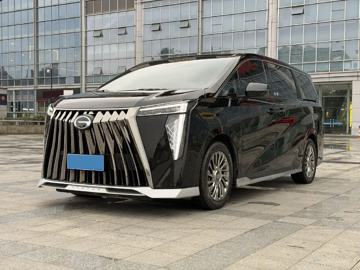 2023 GAC Trumpchi M8 2.0T 252HP L4 8AT