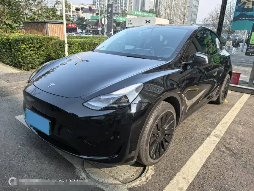 2022 Tesla Model Y BEV 60KWH