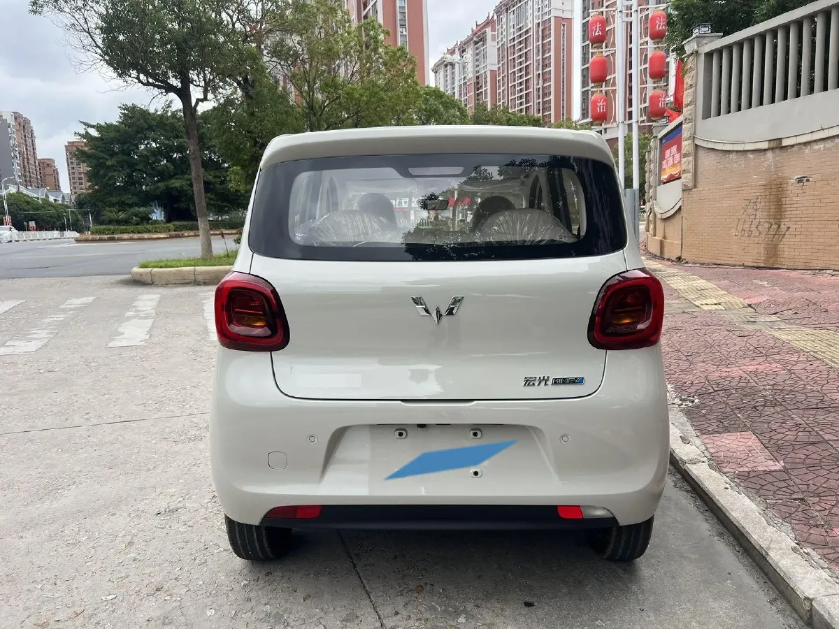 2025 WuLing HongGuang MINI EV BEV 16.2KWH,autocango,china used car exporter,china ev exporter,chinese used car exporter,chinese used ev exporter