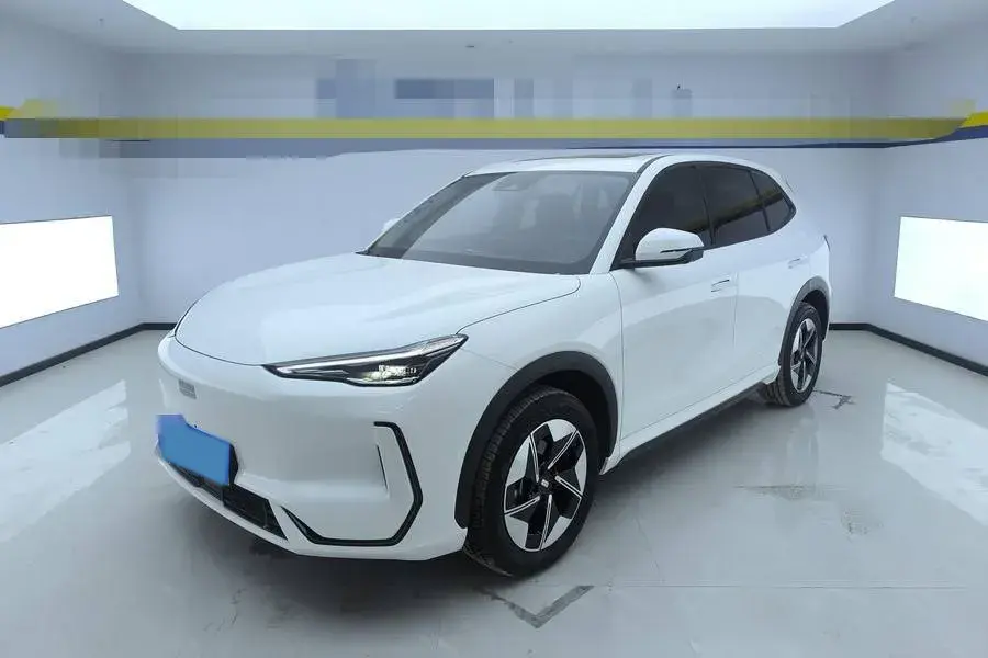 2024 Geely Emgrand L HiP 1.5T 181HP L4 3DHT PHEV 15.5KWH