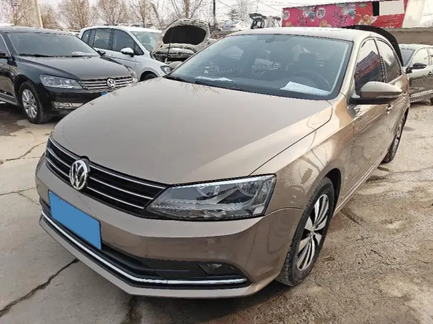 2018 Volkswagen Sagitar 1.2T 110HP L4 7DCT