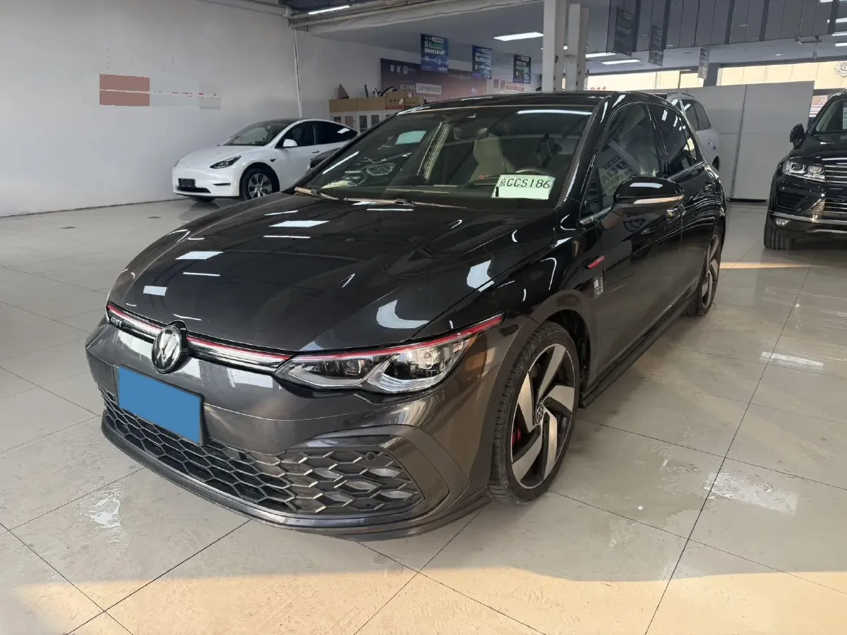 2023 Volkswagen GolfGTI 2.0T 220HP L4 7DCT,autocango,china used car exporter,china ev exporter,chinese used car exporter,chinese used ev exporter