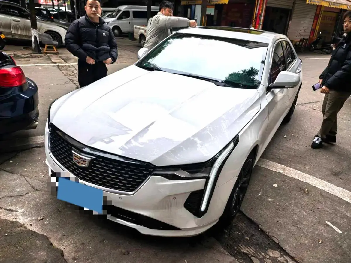 2022 Cadillac CT4 2.0T 237HP L4 8AT