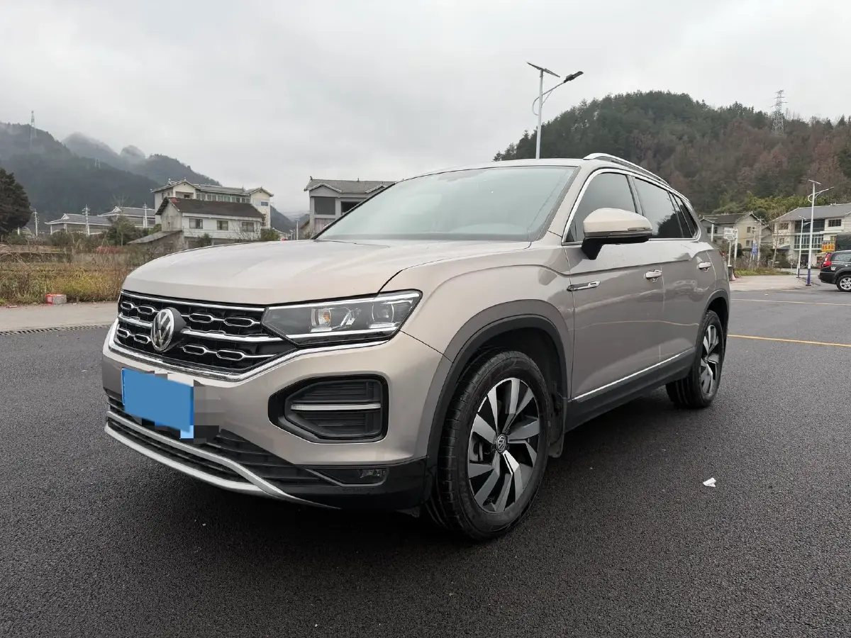 2020 Volkswagen Tayron 2.0T 186HP L4 7DCT