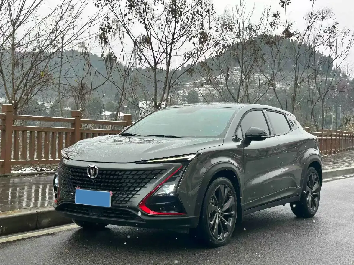 2022 ChangAn UNI-T 1.5T 188HP L4 7DCT