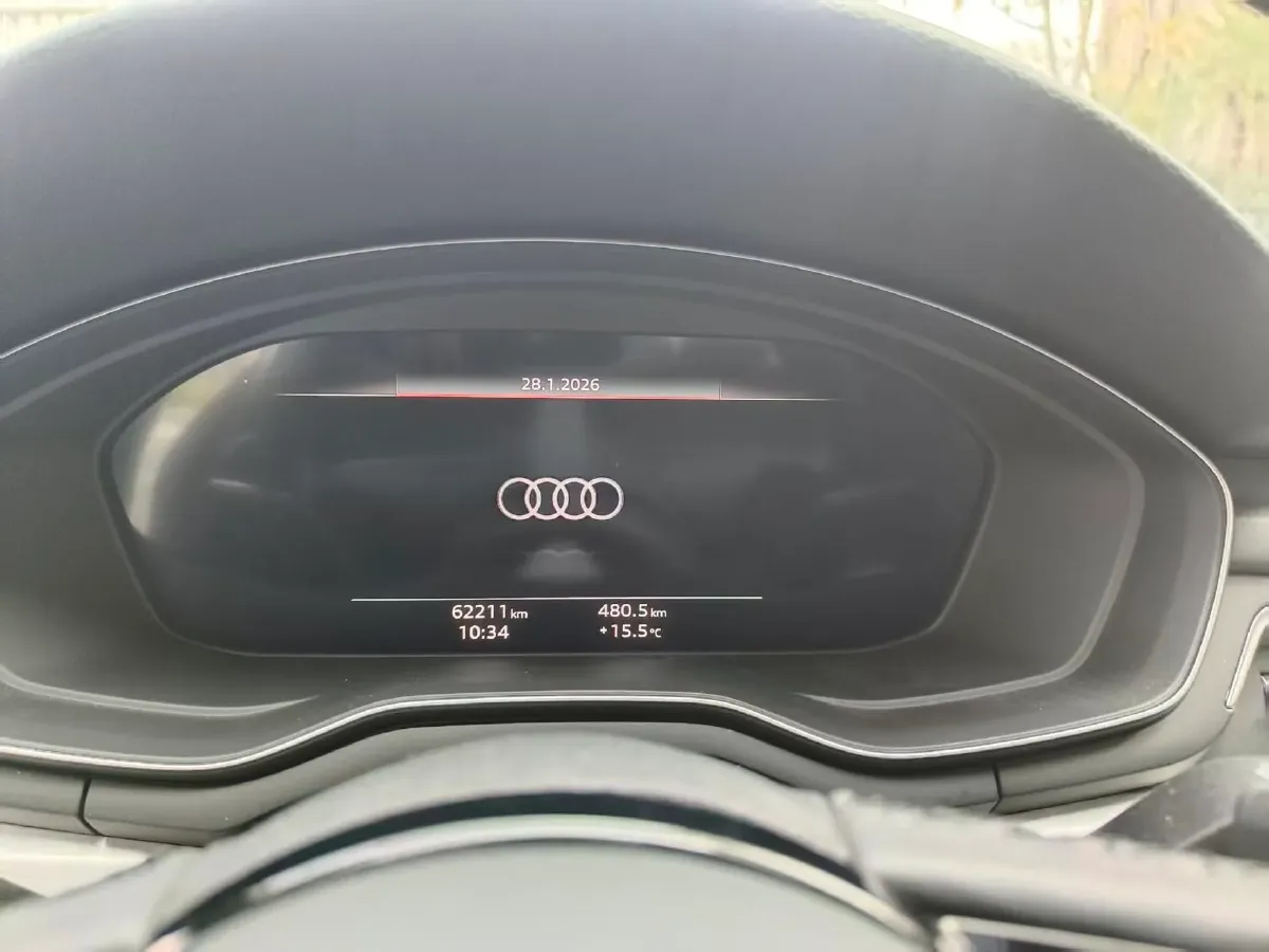 2023 Audi A4L 2.0T 190HP L4 7DCT,autocango,china used car exporter,china ev exporter,chinese used car exporter,chinese used ev exporter