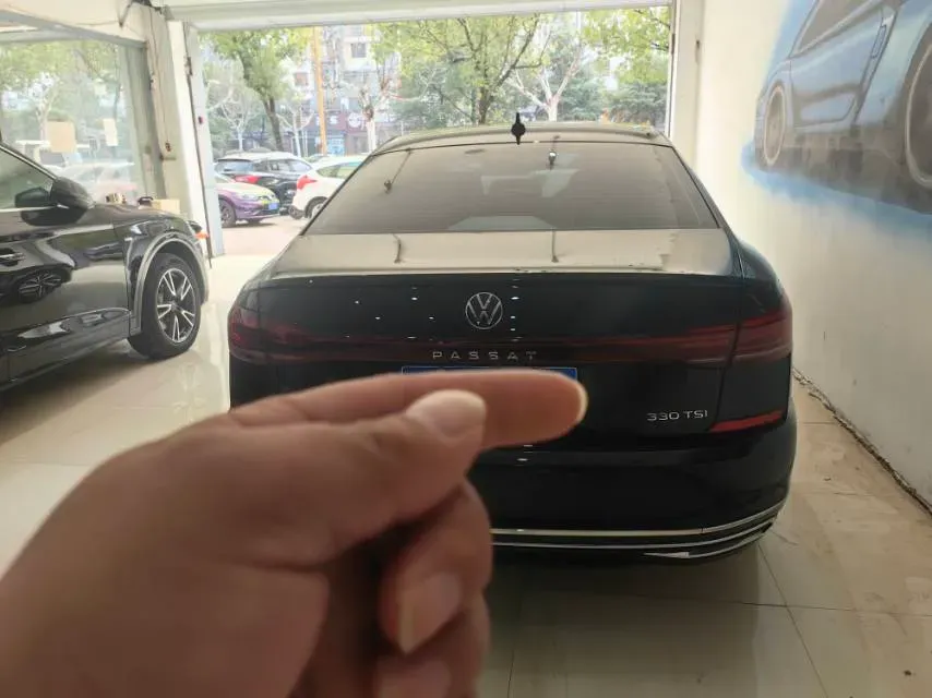 2024 Volkswagen Passat 2.0T 186HP L4 7DCT,autocango,china used car exporter,china ev exporter,chinese used car exporter,chinese used ev exporter