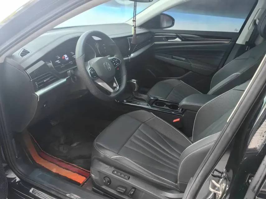 2024 Volkswagen Passat 2.0T 186HP L4 7DCT,autocango,china used car exporter,china ev exporter,chinese used car exporter,chinese used ev exporter