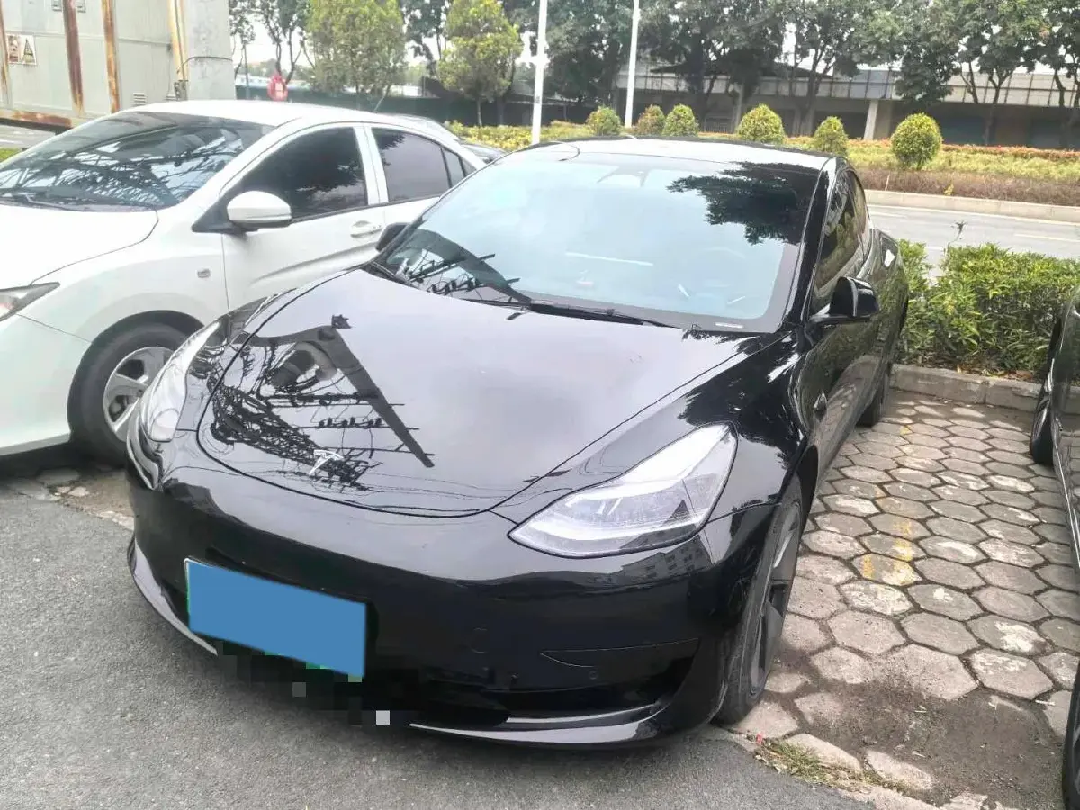 2022 Tesla Model 3 BEV 60KWH