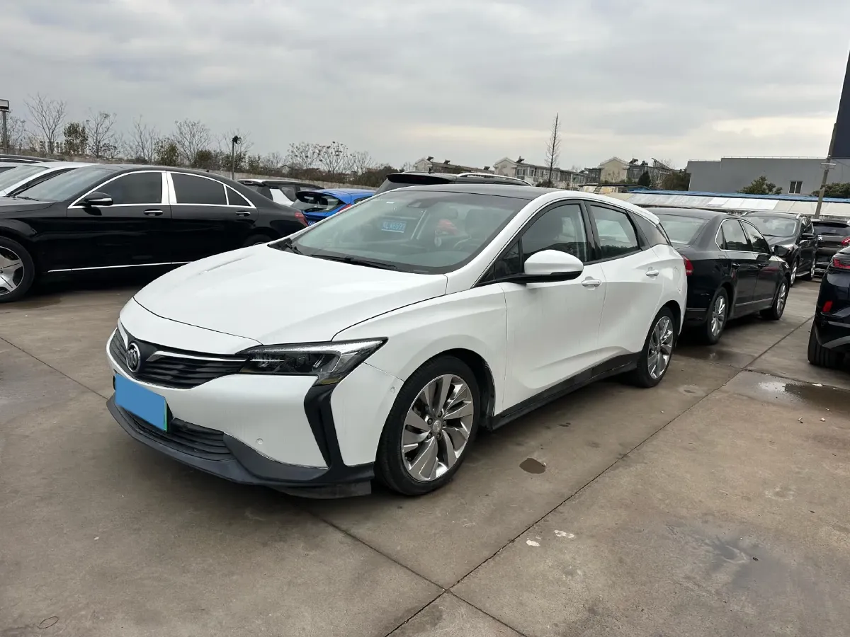 2020 Ford Escape 2.0T 248HP L4 8AT,autocango,china used car exporter,china ev exporter,chinese used car exporter,chinese used ev exporter