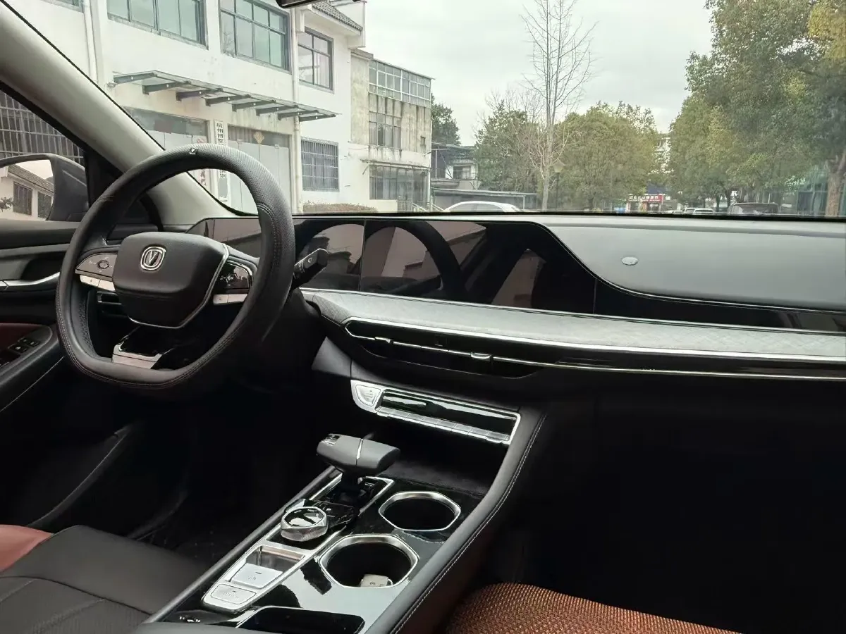 2024 ChangAn Eado 1.4T 160HP L4 7DCT,autocango,china used car exporter,china ev exporter,chinese used car exporter,chinese used ev exporter