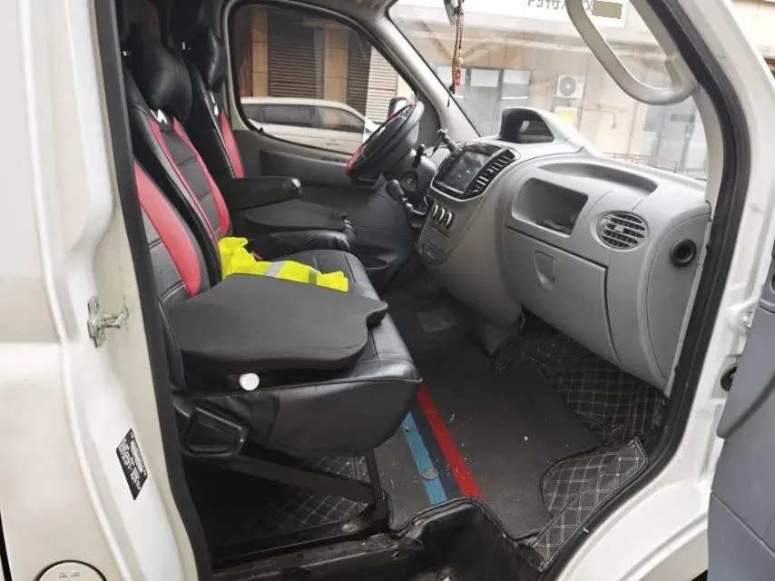 2019 MAXUS XinTu V80 2.5T 136HP L4 6MT,autocango,china used car exporter,china ev exporter,chinese used car exporter,chinese used ev exporter