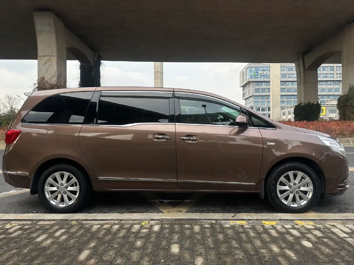 2018 Buick GL8 2.0T 260HP L4 6AT,autocango,china used car exporter,china ev exporter,chinese used car exporter,chinese used ev exporter