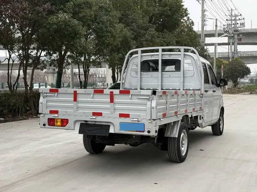 2021 WuLing RongGuang New Truck 1.8L 125HP L4 5MT,autocango,china used car exporter,china ev exporter,chinese used car exporter,chinese used ev exporter
