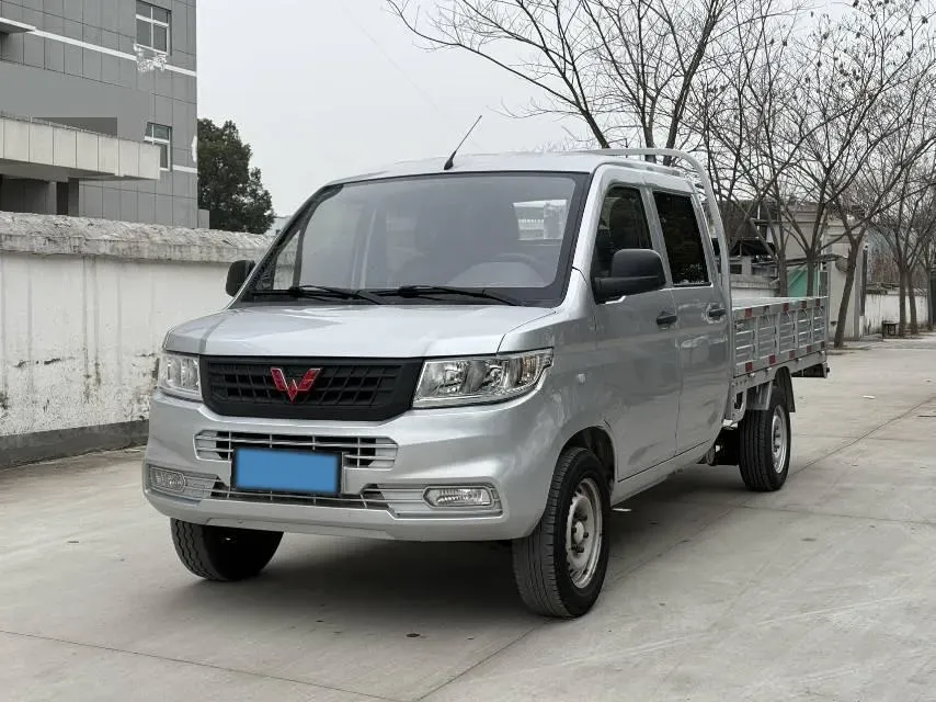 2021 WuLing RongGuang New Truck 1.8L 125HP L4 5MT,autocango,china used car exporter,china ev exporter,chinese used car exporter,chinese used ev exporter