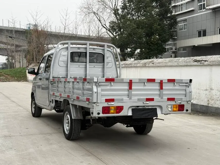 2021 WuLing RongGuang New Truck 1.8L 125HP L4 5MT,autocango,china used car exporter,china ev exporter,chinese used car exporter,chinese used ev exporter