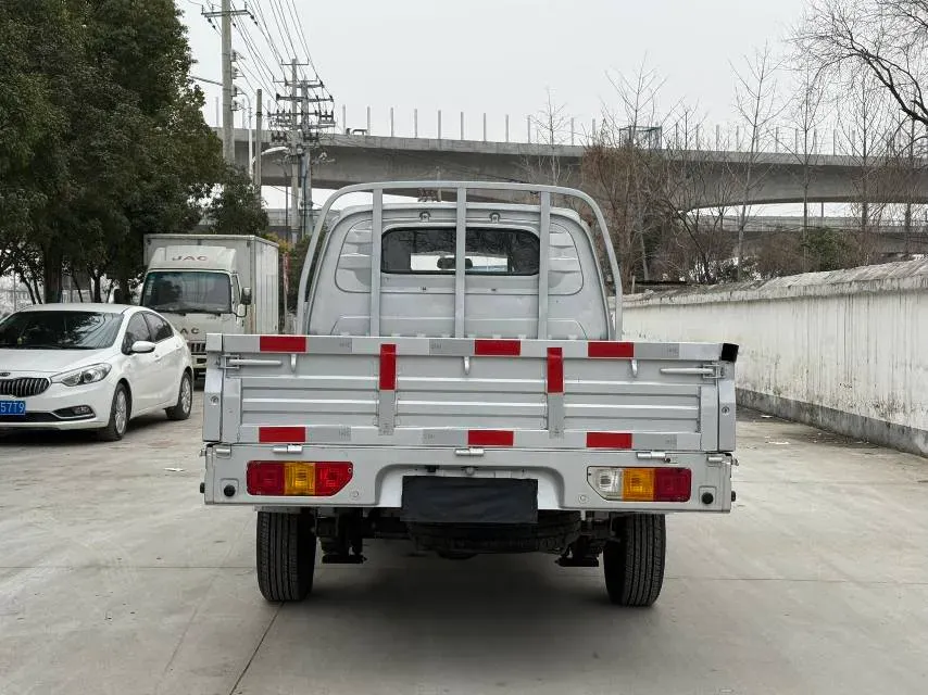 2021 WuLing RongGuang New Truck 1.8L 125HP L4 5MT,autocango,china used car exporter,china ev exporter,chinese used car exporter,chinese used ev exporter