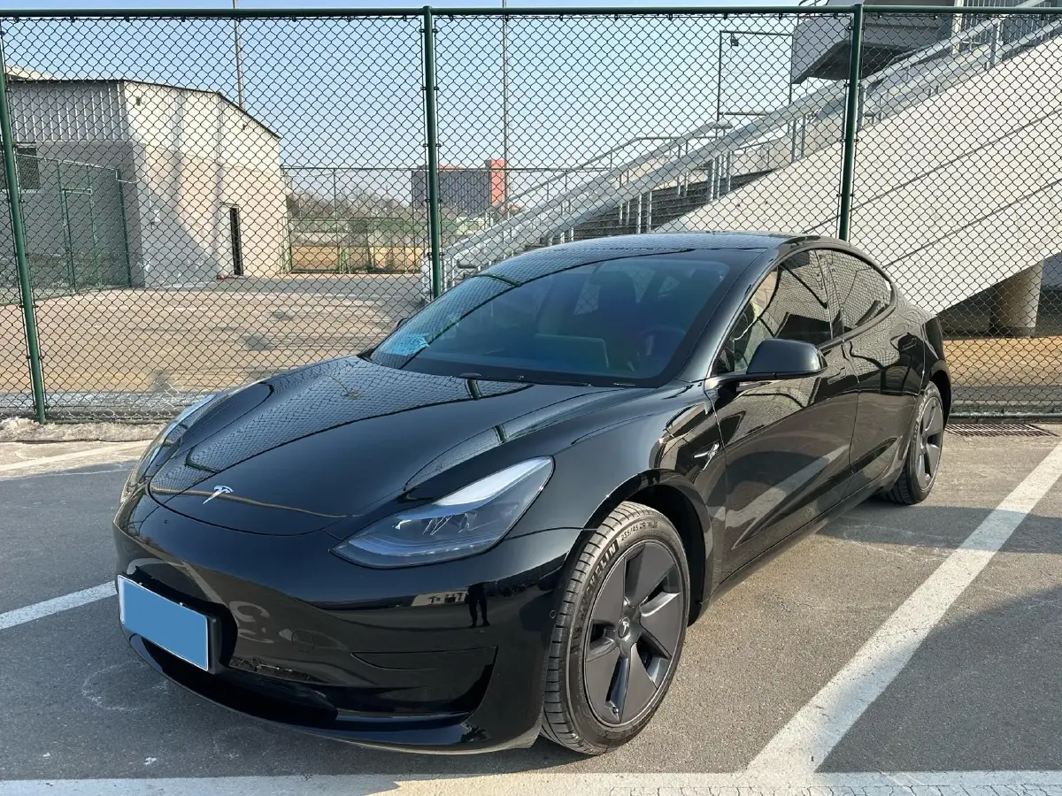 2022 Tesla Model 3 BEV 60KWH