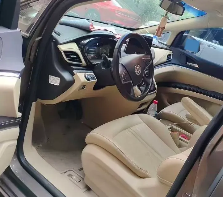 2023 Buick GL8 2.0T 237HP L4 9AT,autocango,china used car exporter,china ev exporter,chinese used car exporter,chinese used ev exporter