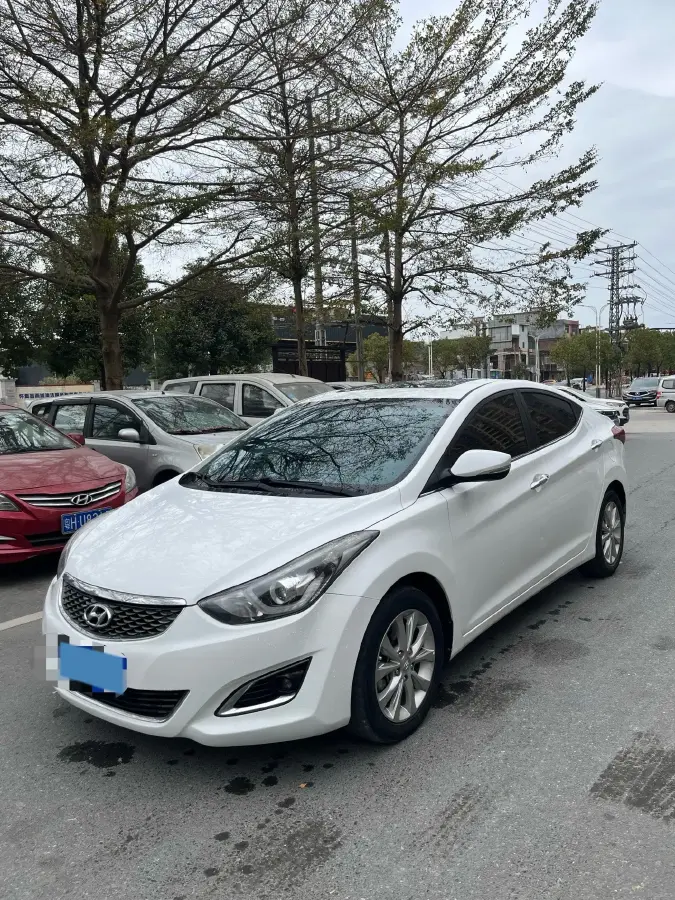 2016 Hyundai Elantra 1.6L 128HP L4 6AT