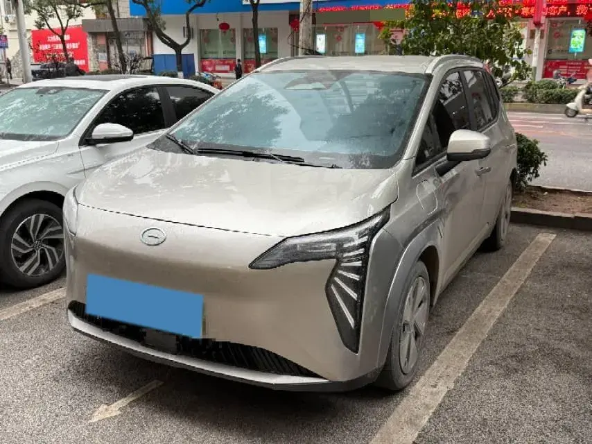 2024 Aion Y BEV 68.2KWH