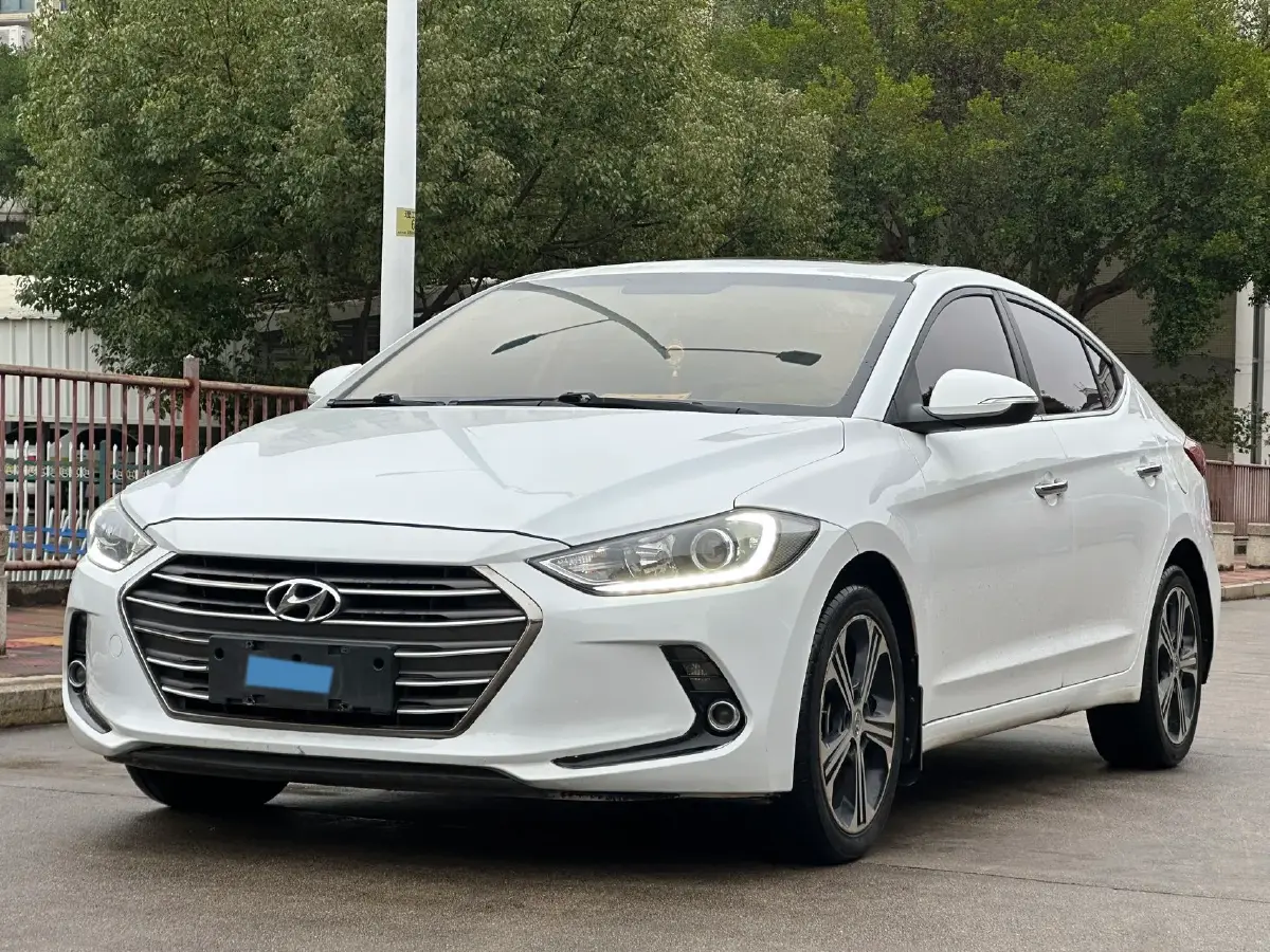 2018 Hyundai Elantra 1.4T 130HP L4 7DCT