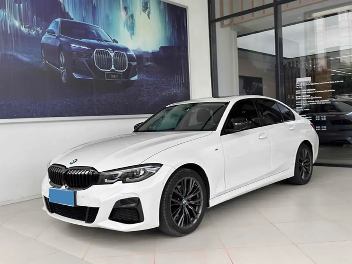 2022 BMW 3 Series 2.0T 184HP L4 8AT