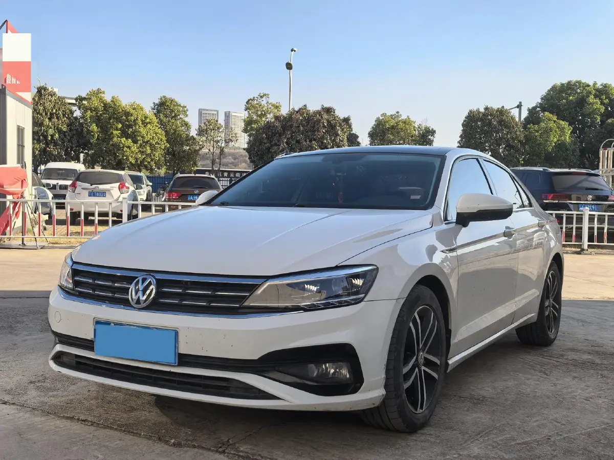 2021 Volkswagen Lamando 1.4T 150HP L4 7DCT