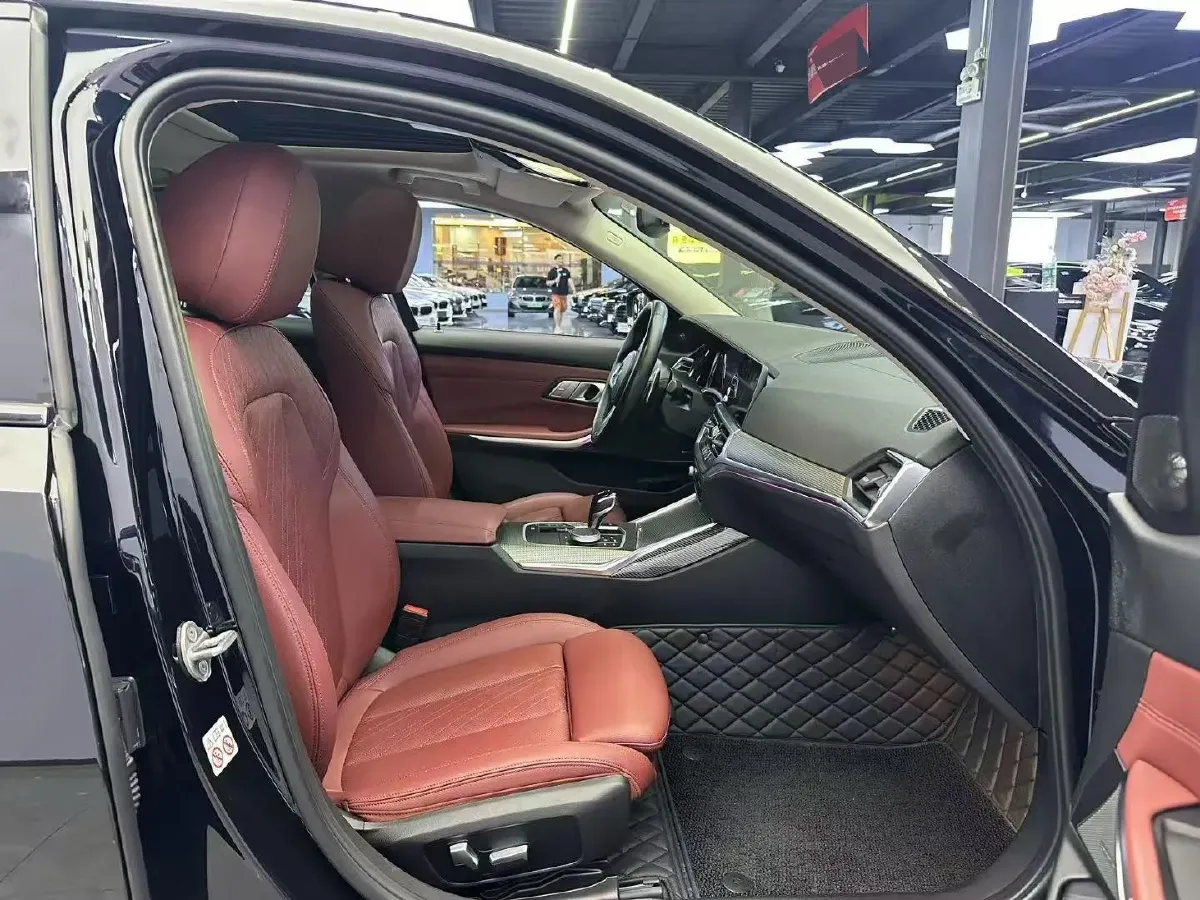 2022 BMW 3 Series 2.0T 258HP L4 8AT,autocango,china used car exporter,china ev exporter,chinese used car exporter,chinese used ev exporter