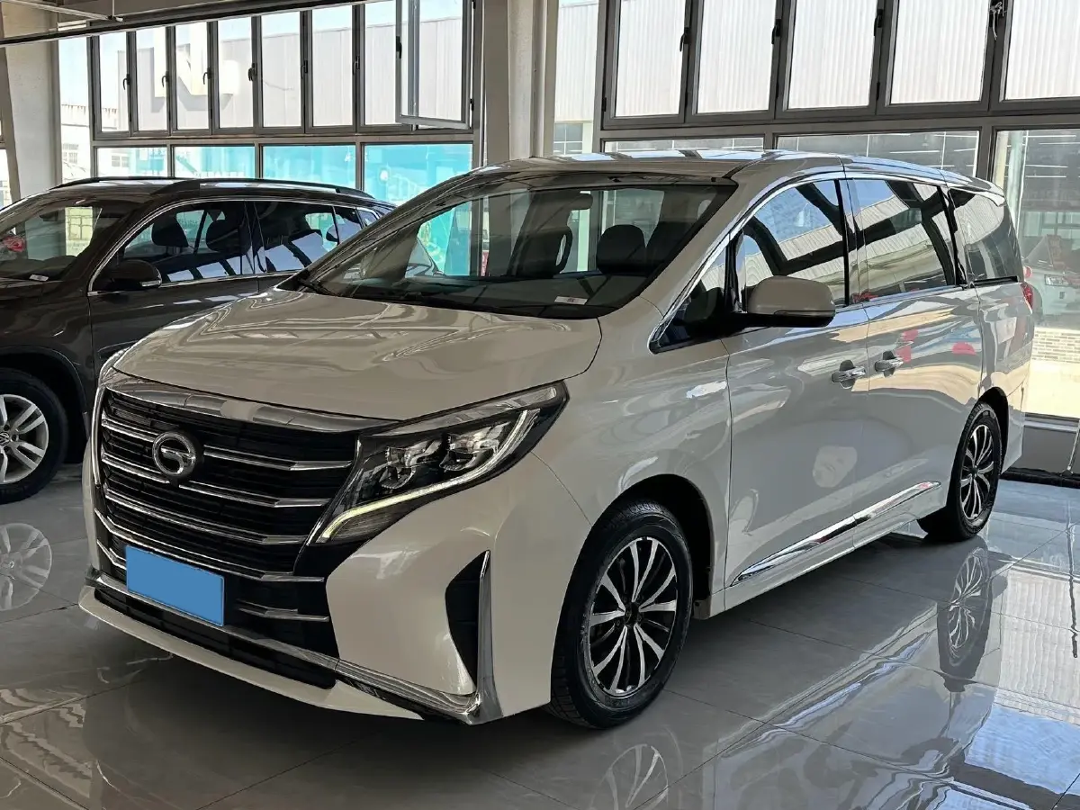 2021 GAC Trumpchi M8 2.0T 252HP L4 8AT