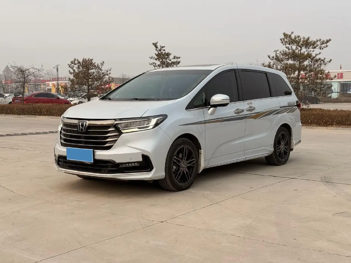 2022 Honda Odyssey 2.0L 146HP L4 E-CVT Hybrid