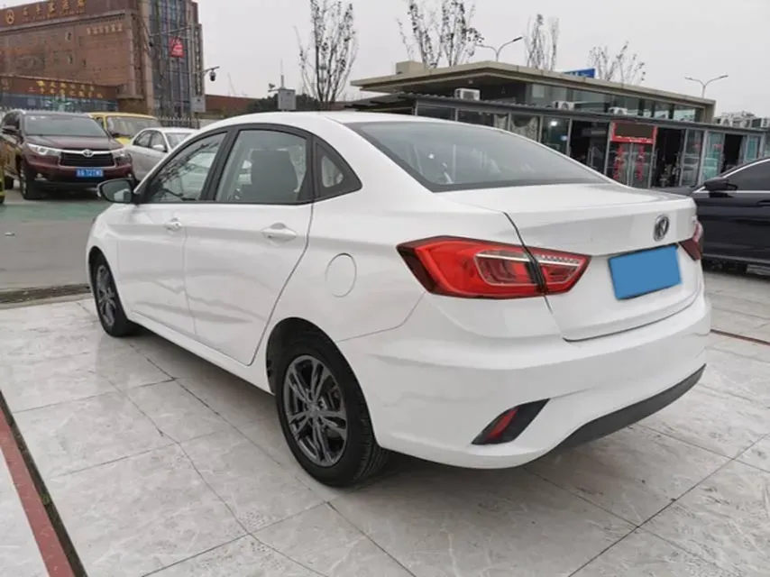 2021 ChangAn Eado DT 1.6L 125HP L4 4AT,autocango,china used car exporter,china ev exporter,chinese used car exporter,chinese used ev exporter