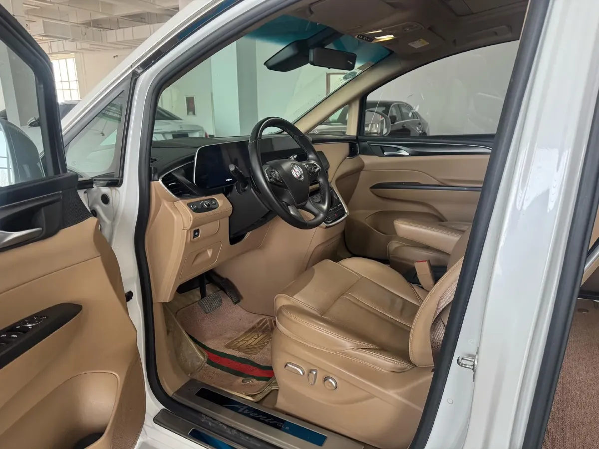 2020 Buick GL8 2.0T 237HP L4 9AT,autocango,china used car exporter,china ev exporter,chinese used car exporter,chinese used ev exporter