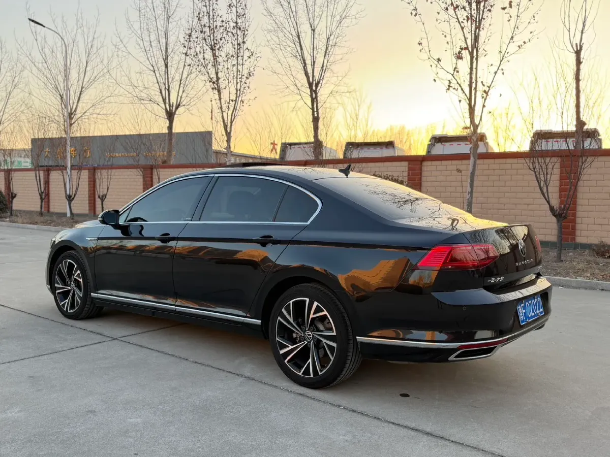 2020 Volkswagen Magotan 2.0T 186HP L4 7DCT,autocango,china used car exporter,china ev exporter,chinese used car exporter,chinese used ev exporter