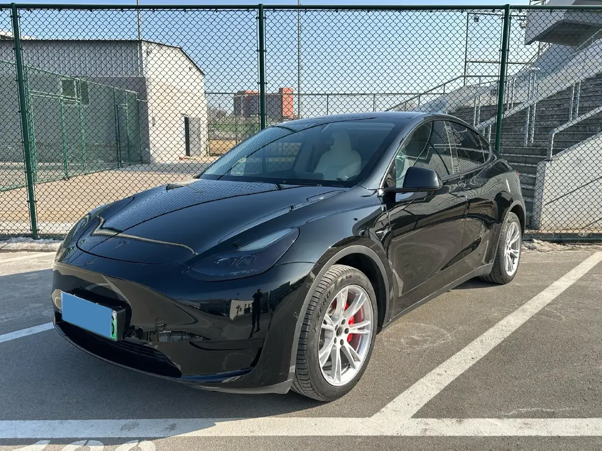 2022 Tesla Model Y BEV 60KWH