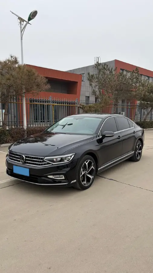 2023 Volkswagen Magotan 2.0T 186HP L4 7DCT