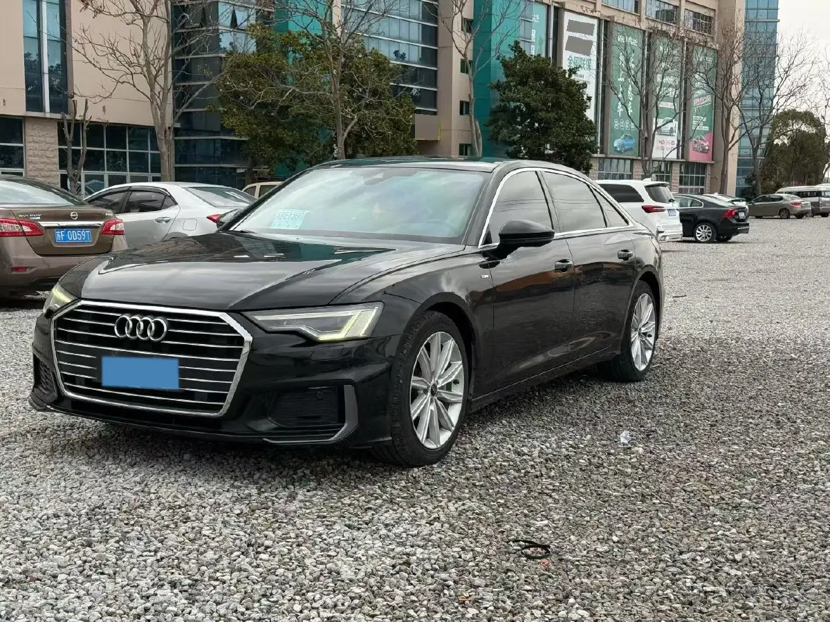 2022 Audi A6L 2.0T 224HP L4 7DCT