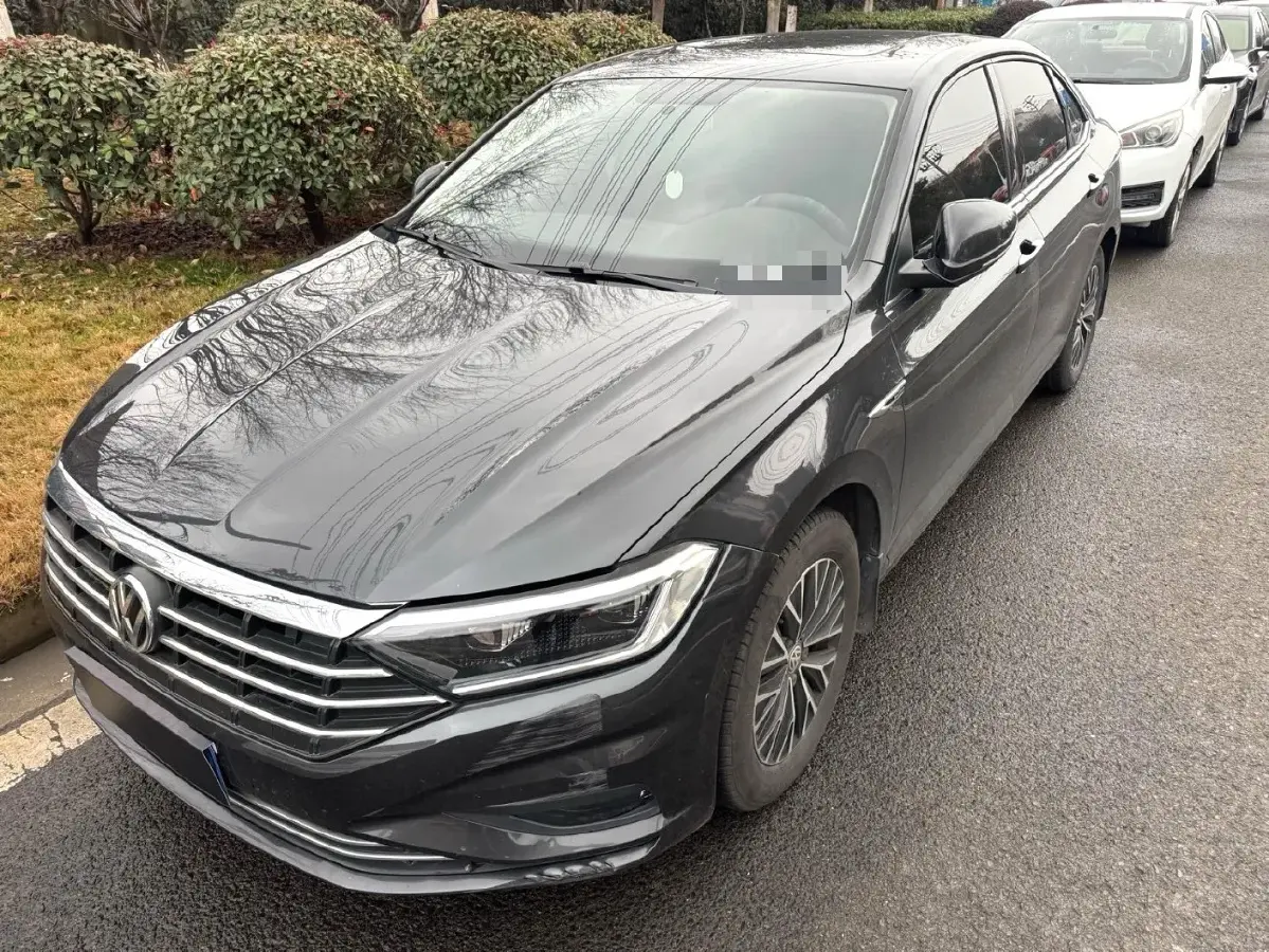 2020 Volkswagen Sagitar 1.2T 116HP L4 5MT